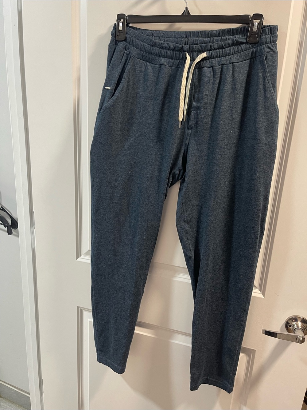 Vuori Men's Heather Navy /Green Drawstring Joggers No Size Tags